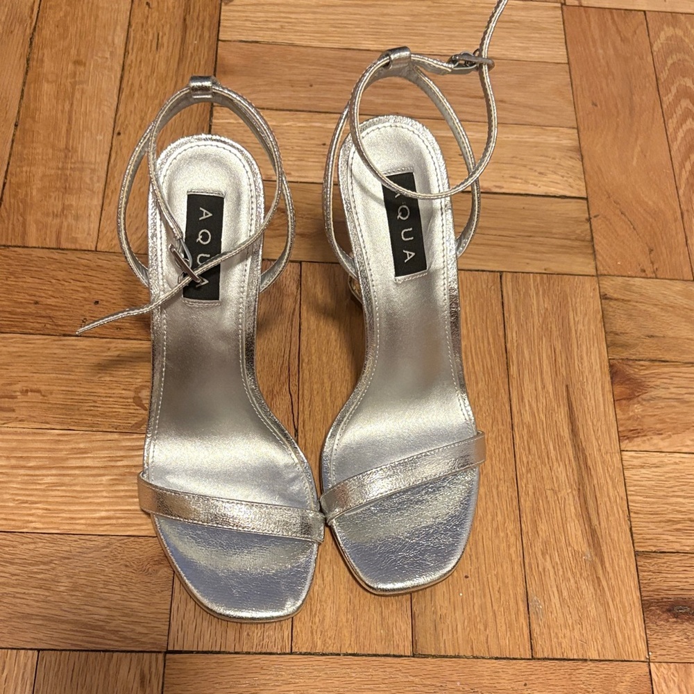 EUC AQUA SILVER GEMSTONE HEELS